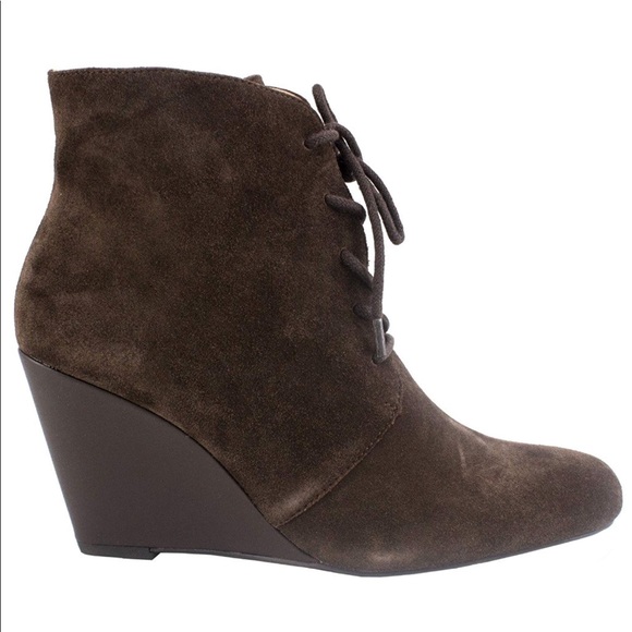Texas Brown Lace Up Wedge Heel Ankle Booties - Picture 6 of 6